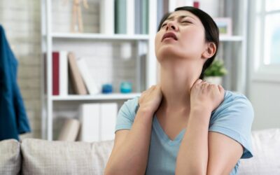 Understanding Shoulder Pain without Injury: Causes, Symptoms, and Treatment