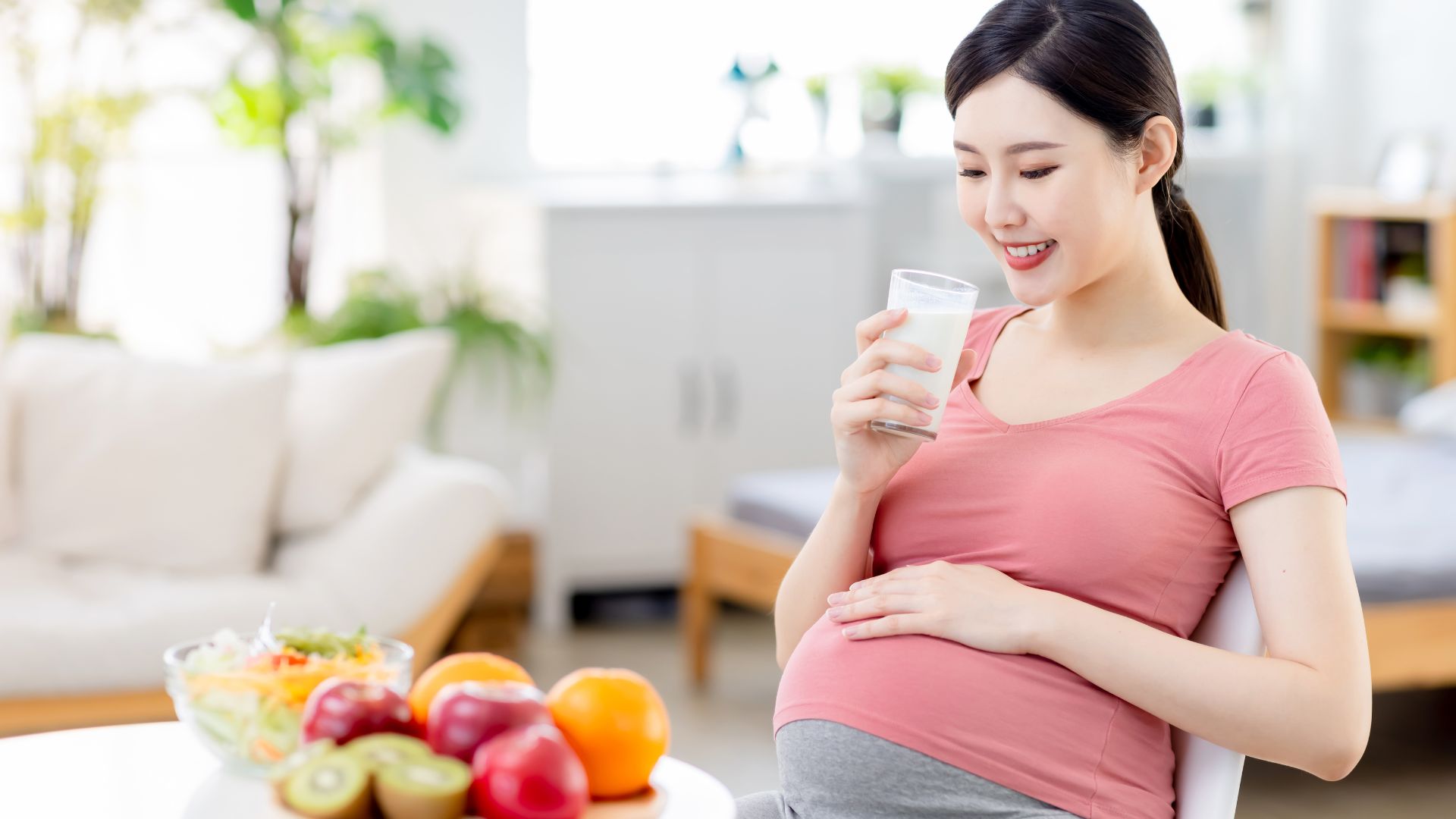 happy pregnant women